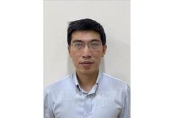Khởi tố bị can Nguyễn Quang Linh về tội 'Nhận hối lộ'