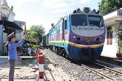 Khôi phục hoàn toàn các đoàn tàu Bắc - Nam