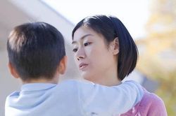 Cha mẹ làm được 3 điều sẽ khiến con trưởng thành hạnh phúc