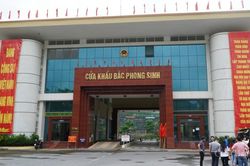 Quảng Ninh: Cửa khẩu Bắc Phong Sinh lại tạm dừng thông quan