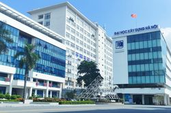 Thực hư tấm biển 'sinh viên không để ôtô trong sân trường' gây xôn xao