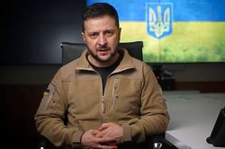 Tổng thống Zelensky thông báo Ukraine nộp đơn xin gia nhập NATO