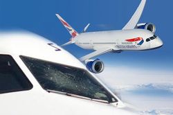 Kính buồng lái 'nứt toác' ở độ cao 11.000 mét: Máy bay hạ cánh khẩn, hành khách 'rớt tim'