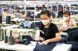 Ngành dệt may sẽ gặp khó khăn từ quý IV/2022 cho đến nửa đầu 2023