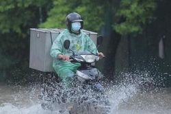 Mưa lớn tiếp tục kéo dài ở miền Bắc, Bắc Trung Bộ
