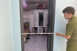 Lợi dụng sơ hở, 2 đối tượng cậy cửa nhà dân trộm cắp hơn 7 triệu đồng