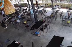 Xác minh thông tin 1 cán bộ sở 'ném tiền tung tóe' trong quán ăn