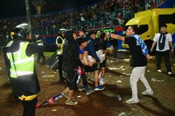 Nhân chứng thảm kịch Indonesia: Khi nhắm mắt, tôi vẫn nghe lời kêu cứu