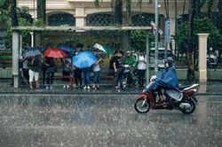 Dự báo thời tiết ngày 4/10/2022: Hà Nội vẫn nhiều mây, cục bộ có mưa to