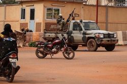 Đảo chính tại Burkina Faso: Đại sứ quán đề nghị công dân Việt Nam tăng cường bảo đảm an toàn