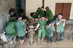 Nghệ An huy động lực lượng vũ trang sơ tán dân và khắc phục hậu quả lũ quét