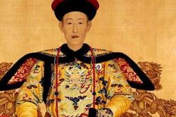 Mở mộ vua Khang Hy, chuyên gia nghiêm mặt phán: 'Niêm phong ngay!'