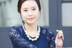 Vợ chồng tôi mua nhà, 2 chị chồng cho 1 tỷ nhưng điều kiện rất oái oăm