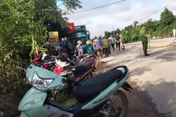 Xe khách chở công nhân va chạm xe 'hổ vồ' khiến nhiều người bị thương