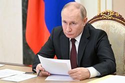 Tổng thống Putin mở rộng đối tượng miễn nhập ngũ theo lệnh động viên