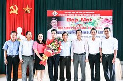 Hết lòng vì sự nghiệp trăm năm. Bài 3: Giữ ngọn lửa nghề cháy mãi