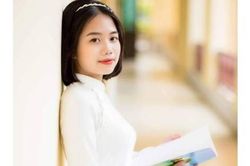 Thủ khoa khối D14 và tình yêu dành cho văn học