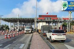 Xe nườm nượp qua trạm BOT Cai Lậy sau 5 năm 'lùm xùm' thu phí
