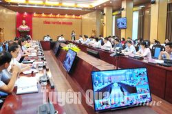 Đẩy nhanh tiến độ thực hiện Chương trình mục tiêu Quốc gia phát triển KT- XH vùng đồng bào dân tộc thiểu số và miền núi