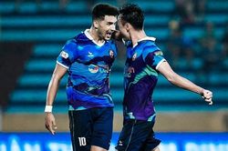 CLB Bình Định thu hẹp khoảng cách với đội đầu bảng Hà Nội