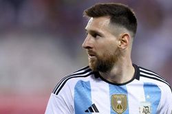 Messi xác nhận đá xong World Cup 2022 thì… nghỉ
