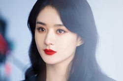 Triệu Lệ Dĩnh thừa nhận bản thân là người 'đa nhân cách'