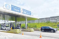 Tháo gỡ bất cập về thu phí không dừng