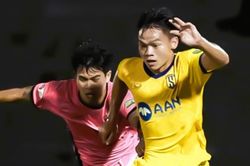 Highlights Hà Tĩnh 1-1 SLNA