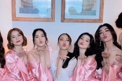 Dàn phù dâu đặc biệt trong lễ cưới Anh Tú - Diệu Nhi