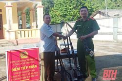 Công an xã Trung Lý tăng cường thu hồi vũ khí, vật liệu nổ