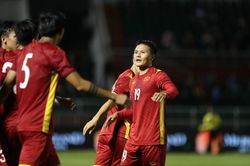 Giới hạn nào cho cầu thủ Việt Nam?