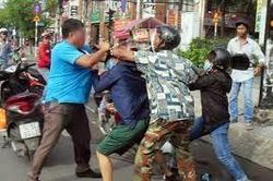 Chủ nợ hóa kẻ cướp vì dùng vũ lực để đòi tiền
