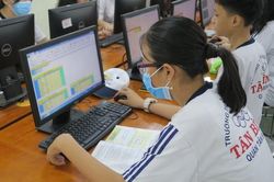 Cuối năm học 2022-2023, TPHCM sẽ có 20% học sinh đạt chứng chỉ tin học quốc tế