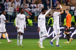 Real Madrid thoát thua nhờ pha ghi bàn của Rudiger phút 95