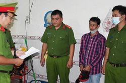 Bắt 5 đối tượng trong nhóm hẹn ra đường rồi nã súng