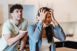 Phụ nữ New York đòi bồi thường cho những cuộc hẹn hò tồi tệ