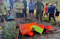 Trạm phó khu dự trữ thiên nhiên bị nước cuốn khi đi tuần