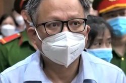 Cựu Phó Bí thư Thường trực Thành ủy TP HCM Tất Thành Cang bị đề nghị từ 8 - 10 năm tù
