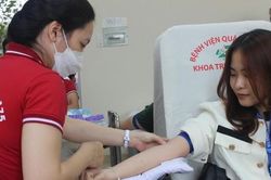 Sinh viên trường ĐH Công nghệ thông tin (ĐHQG TP. HCM) hào hứng 'Hiến máu tình nguyện Chủ nhật Đỏ'