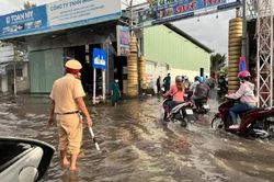 Triều cường dâng cao kỷ lục, Cần Thơ tiếp tục cho học sinh nghỉ học