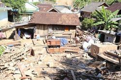 Kỳ Sơn sau 12 ngày xảy ra lũ quét: Mọi thứ còn ngổn ngang