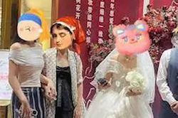 Đi du lịch, 2 cô gái xin vào đám cưới để ăn thử đặc sản địa phương