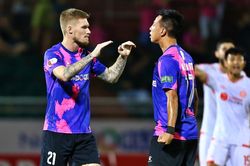 Ngoại binh không dám sút penalty ở trận hòa Viettel