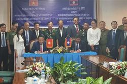 Hội đàm thường niên công tác biên giới Quảng Trị - Salavan năm 2022