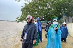 Kinh tế Mưa lũ làm sạt lở nhiều điểm tại phường Hương Xuân (TX.Hương Trà)