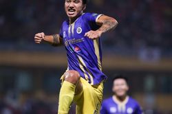 Văn Hậu ghi bàn cho Hà Nội FC