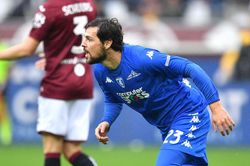 Soi kèo nhà cái Empoli vs Monza. Nhận định, dự đoán bóng đá Serie A (20h00, 15/10)