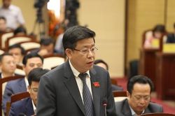 Phó Chủ tịch Hà Nội tiết lộ nguyên nhân công viên xây xong ngăn người dân vào