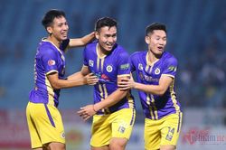 Video bàn thắng Hà Nội 5-2 Nam Định: Thắng kiểu 'bàn tay nhỏ'