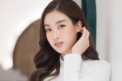 Lấy chồng tỷ phú, Đỗ Mỹ Linh soán ngôi ca sĩ Thủy Tiên trở thành người xinh đẹp nhất làng túc cầu